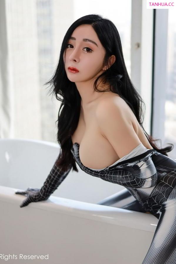 允薾  [XiuRen]高清写真图 2020.12.29 No.2951 允薾第32张图片